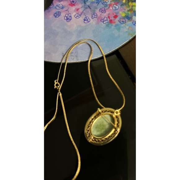 Necklace jade